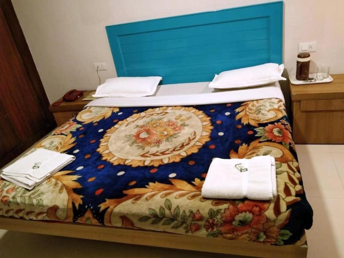 Hotel Preethi Palace Utakamand Zewnętrze zdjęcie