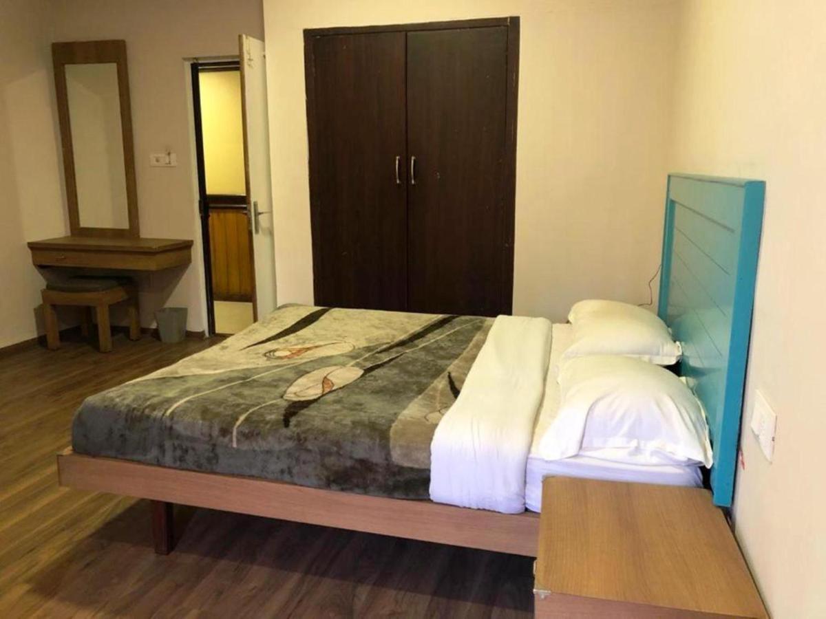 Hotel Preethi Palace Utakamand Zewnętrze zdjęcie