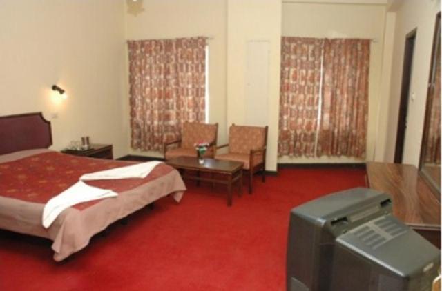 Hotel Preethi Palace Utakamand Pokój zdjęcie