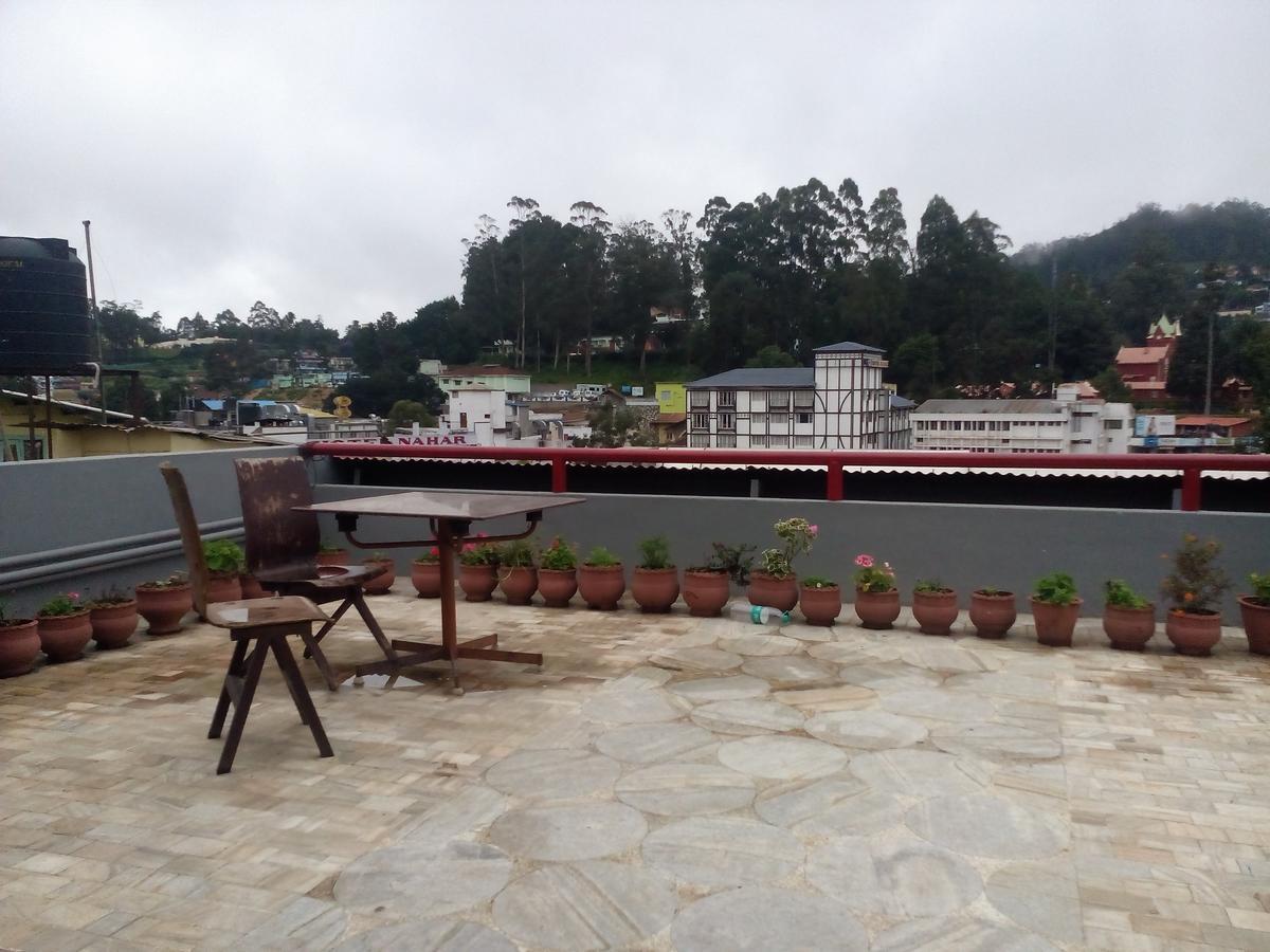 Hotel Preethi Palace Utakamand Zewnętrze zdjęcie