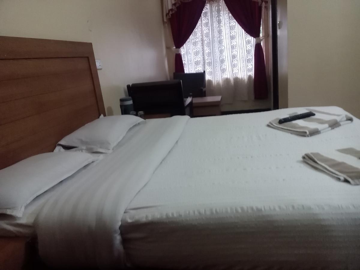 Hotel Preethi Palace Utakamand Zewnętrze zdjęcie